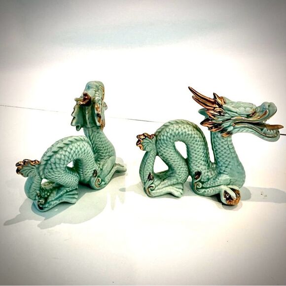 ♥️ Ceramic Dragon Figurines with Gold Accents - Picture 5 of 11